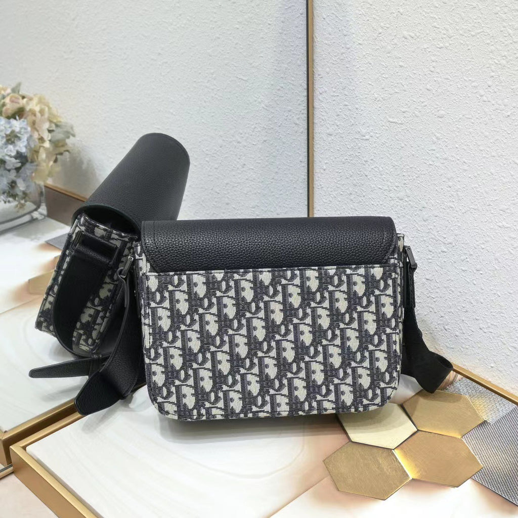 Patterned Canvas Saddle Bag